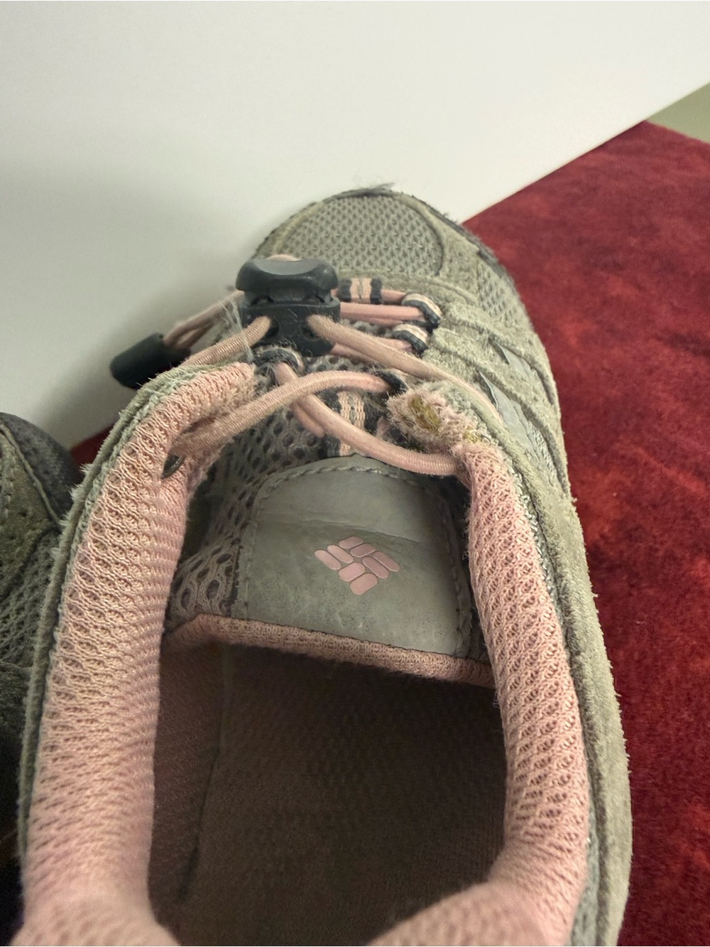 Columbia Girls Size 11 Hiking Trail Shoes Gray Pink Bungee Lace Outdoor - Picture 10 of 11
